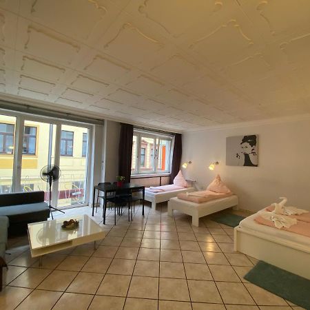 Central Shared Apartment, Friesenplatz Köln Dış mekan fotoğraf